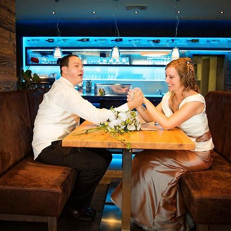Hotel-Restaurant Schweinberger Stetten エクステリア 写真